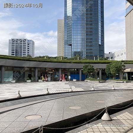 敷地内