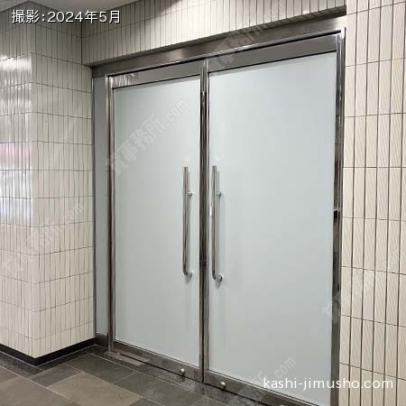 貸室入口(1階)