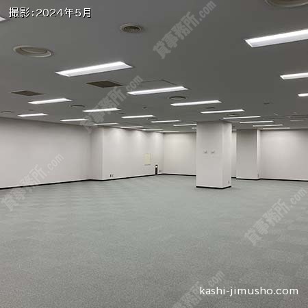 貸室内(1階75.54坪)