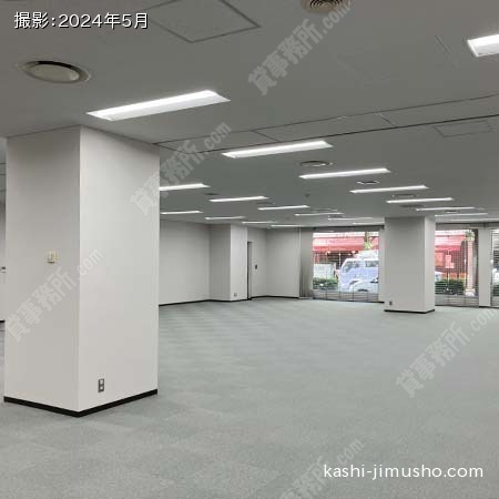 貸室内(1階75.54坪)
