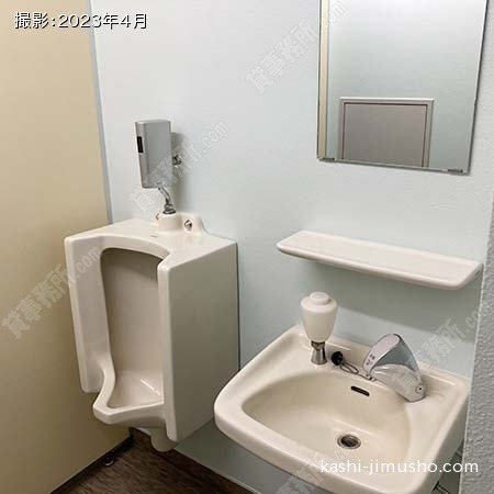 男性トイレ