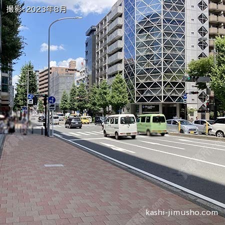 前面道路(いちょう通り)