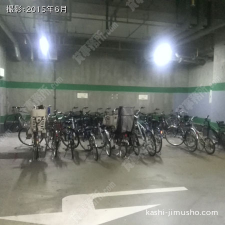 駐輪場