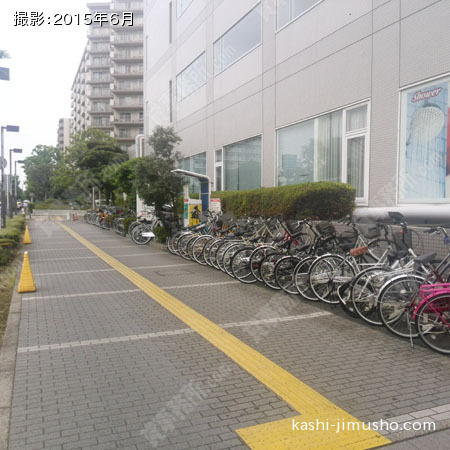 屋外駐輪場