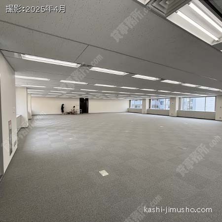貸室内(8階)