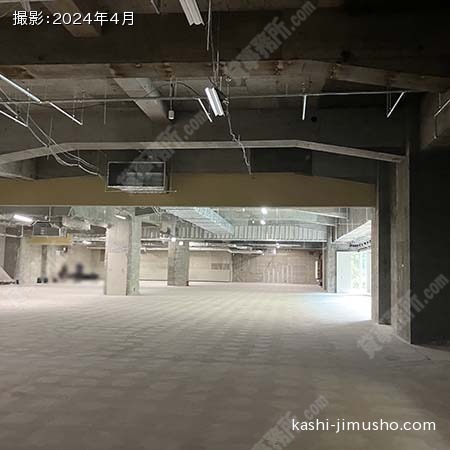 貸室内(B1階)