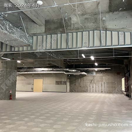 貸室内(B1階)