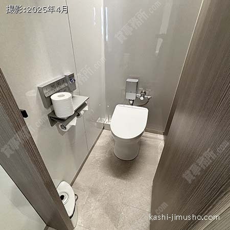 女性トイレ