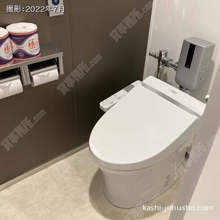 男性トイレ