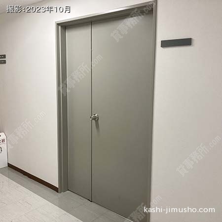 貸室入口