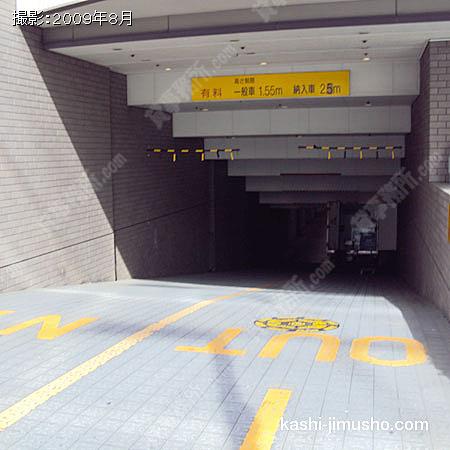  駐車場入口