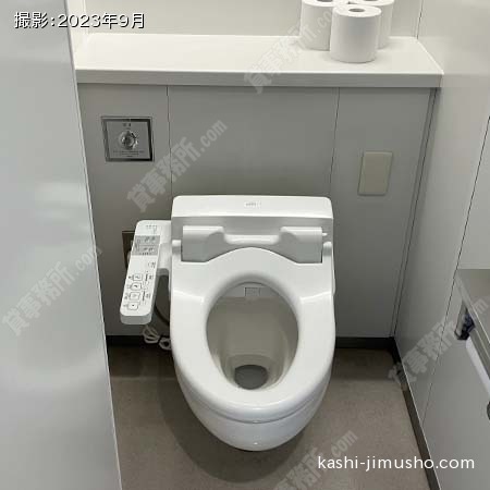 男性トイレ
