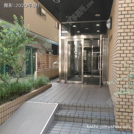 入口アプローチ