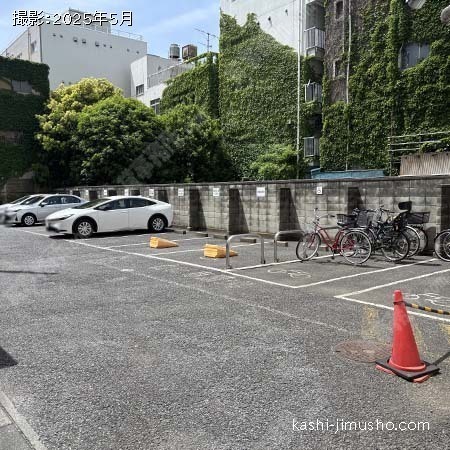 平置き駐車場・駐輪場