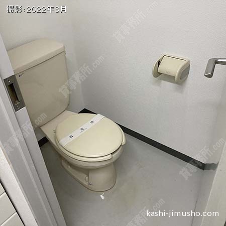女性トイレ(2階）