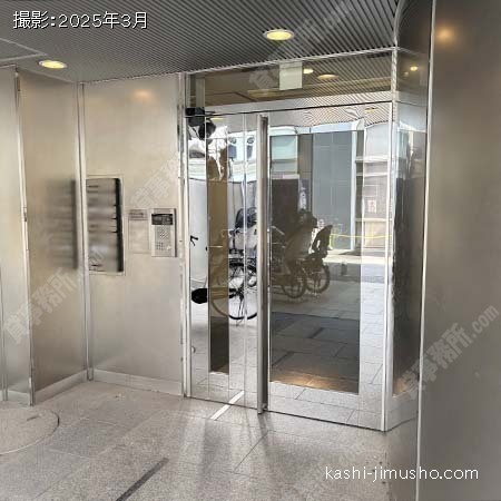 ビル入口