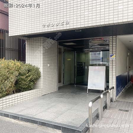 ビル入口