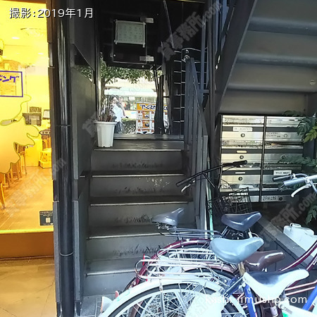  共用階段