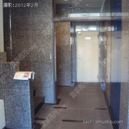 エントランス 