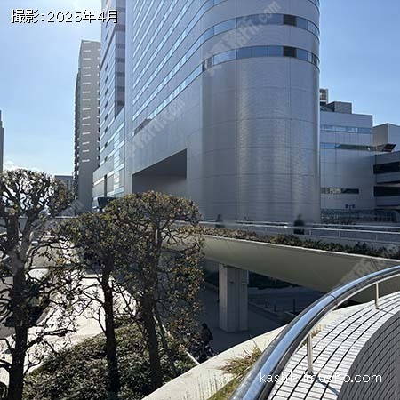 ペデストリアンデッキ