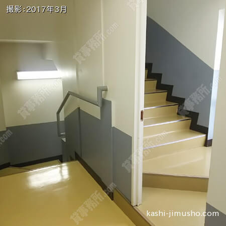 共用階段 共用階段