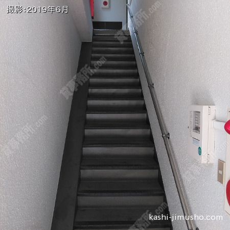 共用階段 共用階段