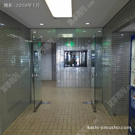 入口ドア