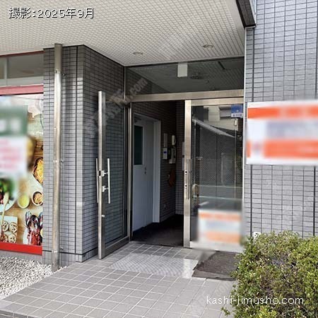 ビル入口
