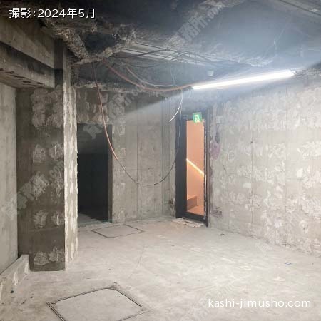 貸室内(B1階)
