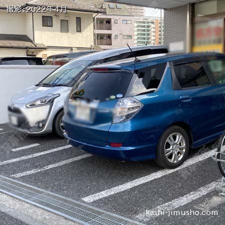 駐車スペース 駐車スペース