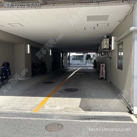 駐車場入口