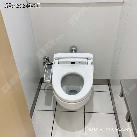 男性トイレ