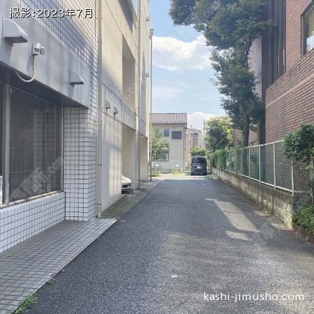 駐車場入口