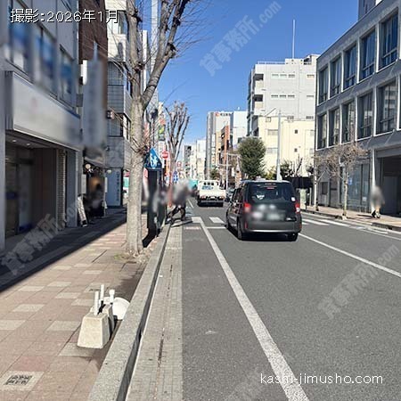 前面道路(旧中山道）