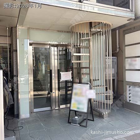 ビル入口