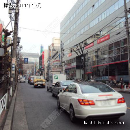 前面道路 