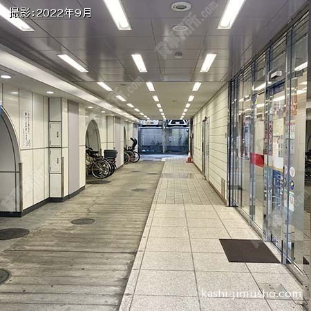 ビル入口