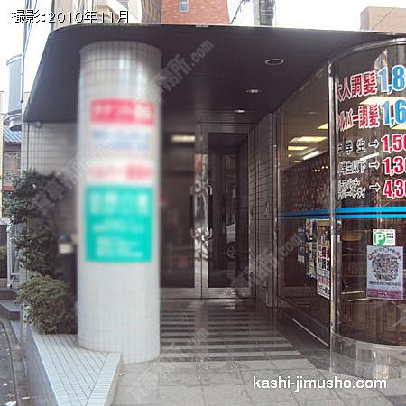 ビル入口 ビル入口