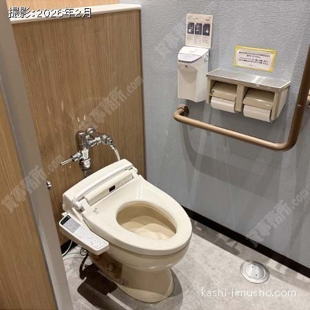 男性トイレ