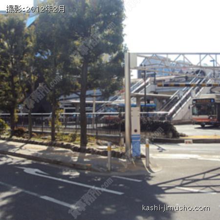  駅前ロータリー