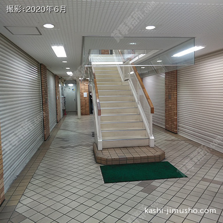 エントランス エントランス