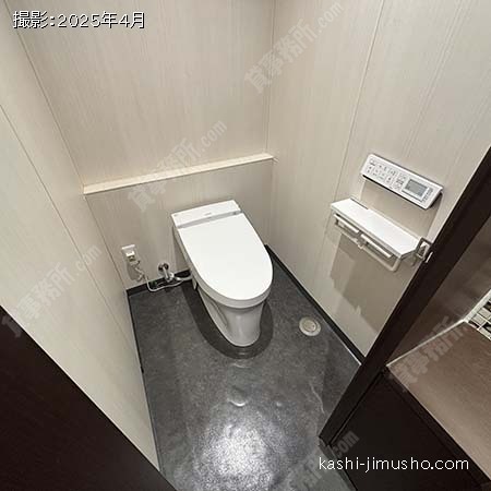 男性トイレ