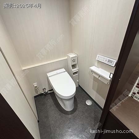 男性トイレ