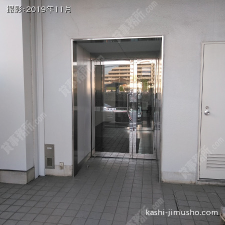 通用口