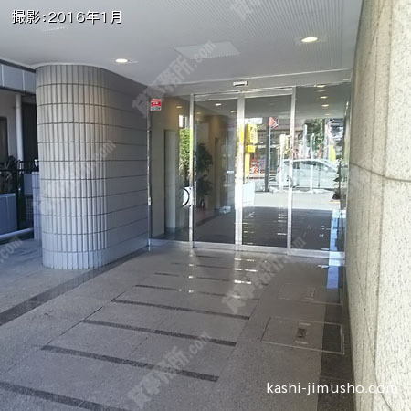 ビル入口