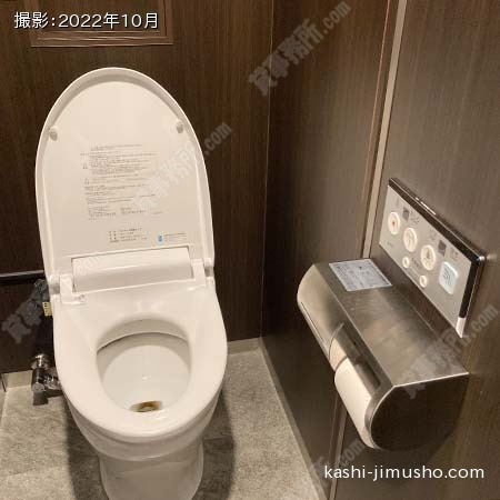 男性トイレ