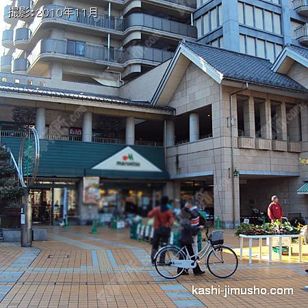 建物正面 建物正面