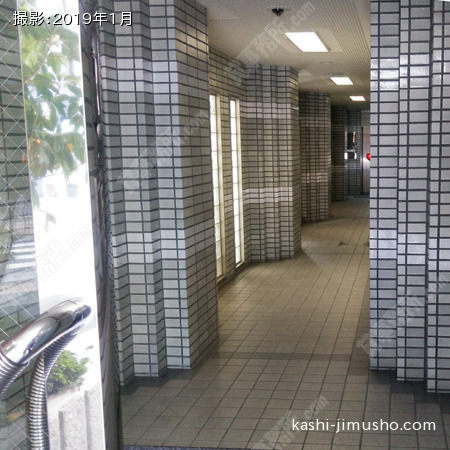 エントランスアプローチ エントランスアプローチ