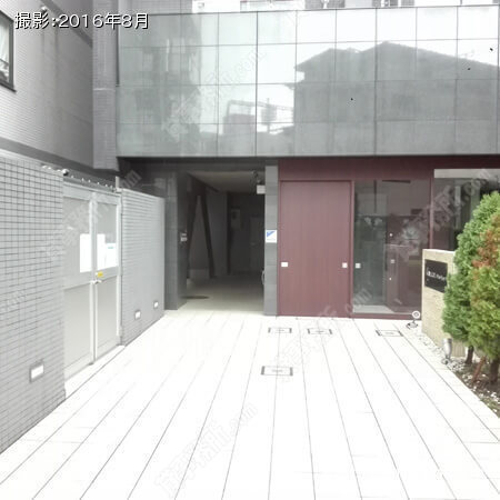ビル入口