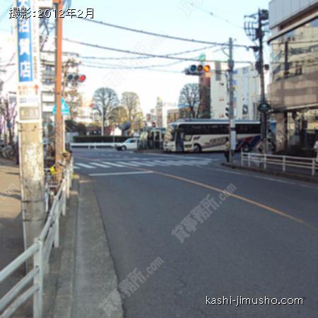 前面道路 